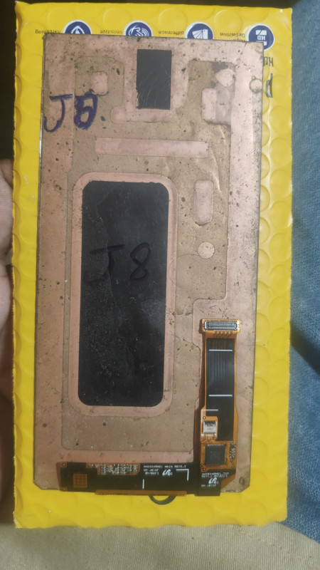 Samsung J8 only Display